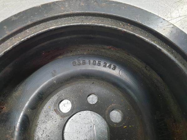 Crankshaft / Engine pulley  SEAT Ibiza III (6L1) Imagem-2