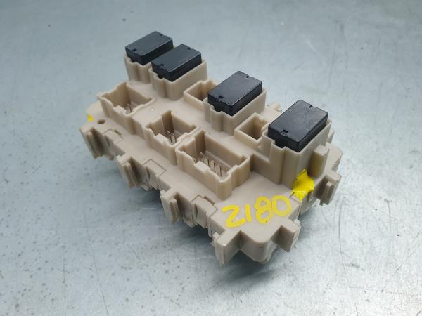 Caixa fusíveis / SAM / BSI RENAULT Kadjar (HA_, HL_) Imagem-2