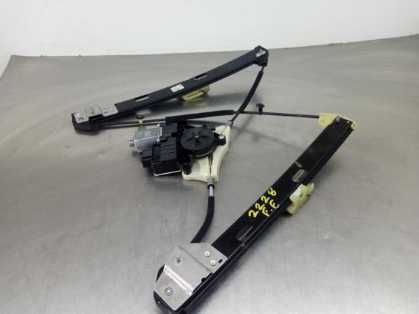 Lève-vitre avant gauche SEAT Ibiza V (KJ1)