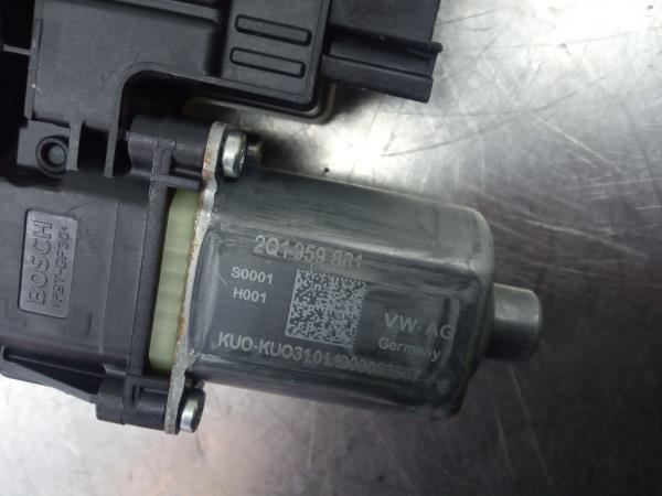 Lève-vitre avant gauche SEAT Ibiza V (KJ1) Imagem-3