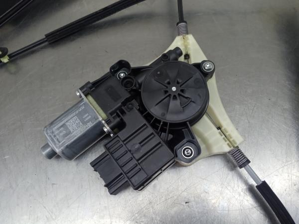 Lève-vitre avant gauche SEAT Ibiza V (KJ1) Imagem-1