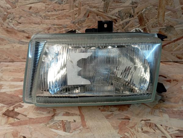 Faro anteriore sinistro VOLKSWAGEN Polo Classic (6V2)