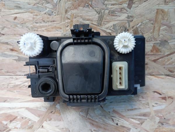 Faro anteriore sinistro VOLKSWAGEN Polo Classic (6V2) Imagem-3