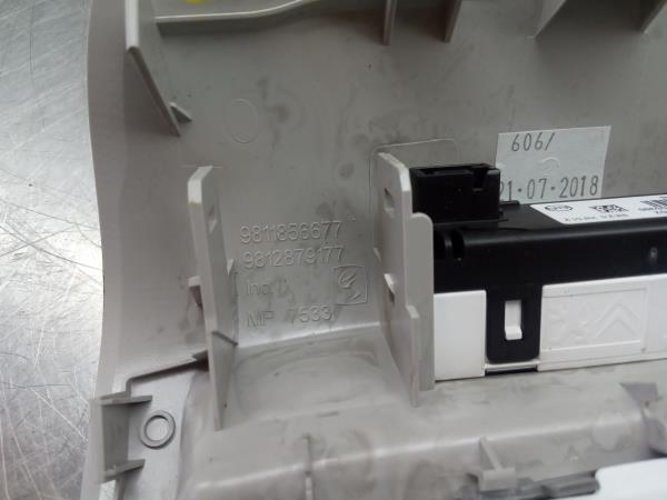 Plafonier frente CITROËN C3 III (SX) Imagem-2