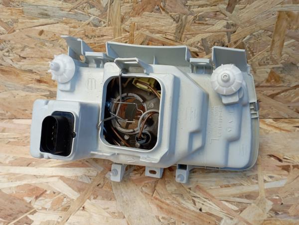 Faro anteriore sinistro VOLKSWAGEN Polo (6N) Imagem-1