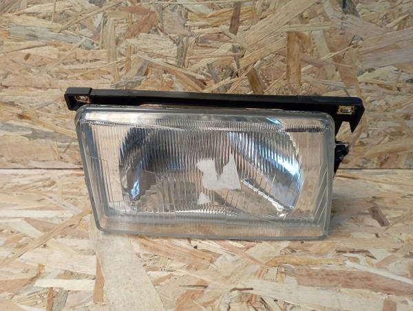 Faro anteriore destro VOLKSWAGEN Polo Coupé (86C, 80)
