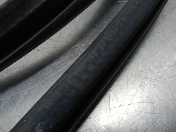 Revestimiento puerta Delantero Derecho PEUGEOT 308 II Imagem-1