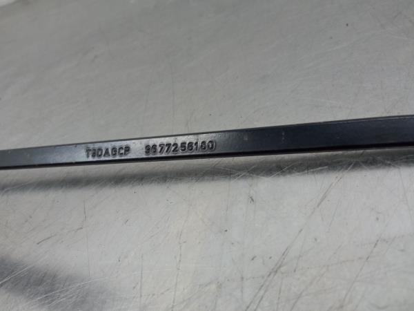 Windscreen wiper arm Right front PEUGEOT 308 II Imagem-1