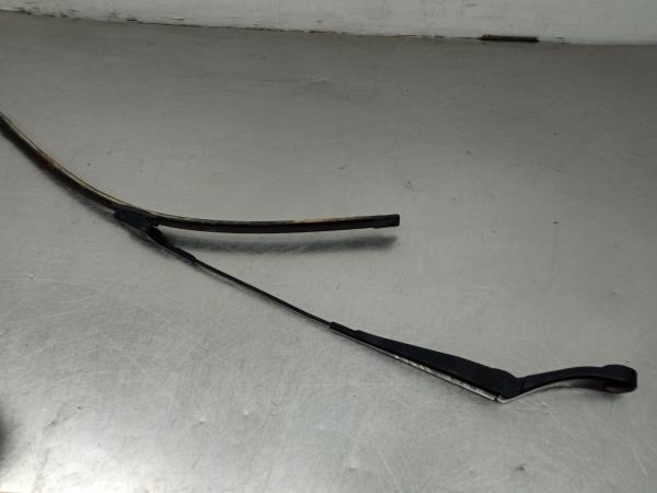 Windscreen wiper arm Left front PEUGEOT 308 II