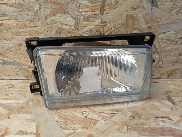 Faro anteriore destro VOLKSWAGEN Polo (86C, 80)
