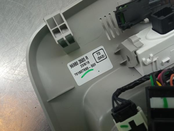 Plafonnier avant RENAULT Kadjar (HA_, HL_) Imagem-2