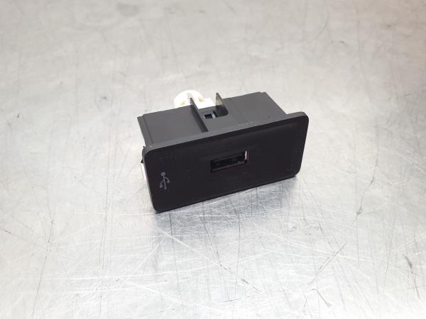 Módulo USB / AUX / IPOD SEAT Ibiza IV (6J5, 6P1)