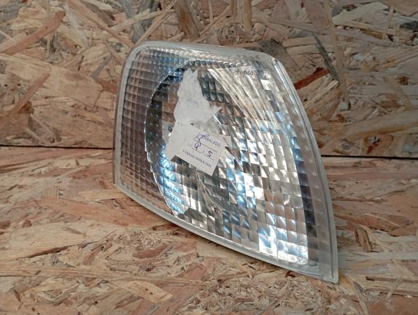 Clignotant avant Droite VOLKSWAGEN Passat Variant (3B5)