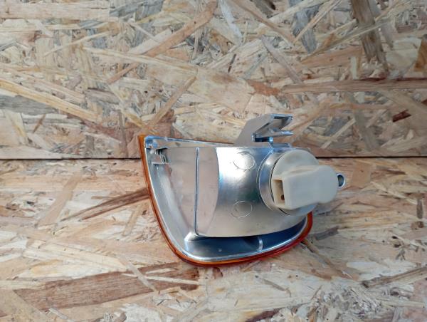 Freccia anteriore destra VOLKSWAGEN Polo Classic (6V2) Imagem-2