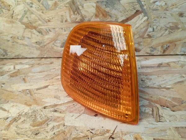 Right front Turn Signal VOLKSWAGEN Caddy II (9K)