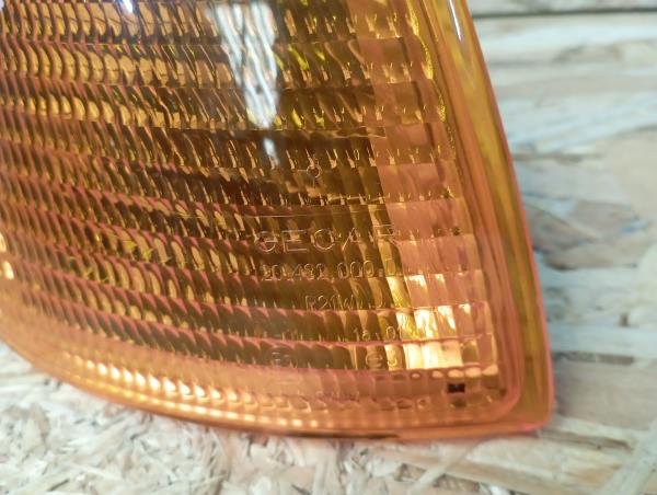 Right front Turn Signal VOLKSWAGEN Caddy II Kombi (9K9B) Imagem-3