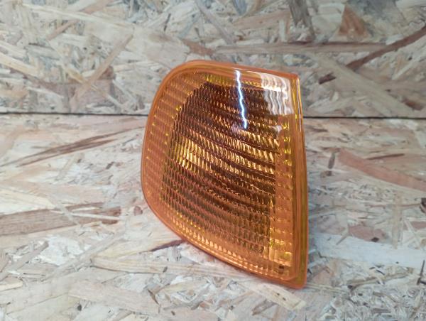 Intermitente Delantero Derecho VOLKSWAGEN Polo Classic (6V2)