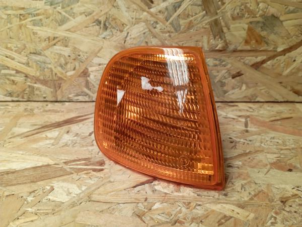 Intermitente Delantero Derecho VOLKSWAGEN Polo Classic (6V2)