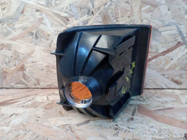 Freccia anteriore sinistra VOLKSWAGEN Passat (3A2, 35I) Imagem-1