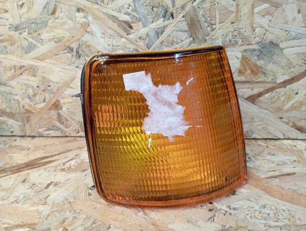 Right front Turn Signal VOLKSWAGEN Passat (3A2, 35I)