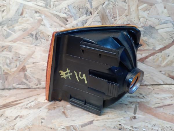 Right front Turn Signal VOLKSWAGEN Passat (3A2, 35I) Imagem-1