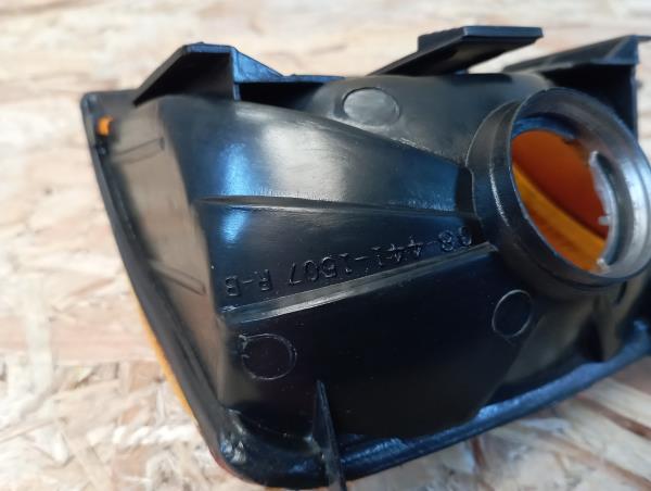 Right front Turn Signal VOLKSWAGEN Passat (3A2, 35I) Imagem-2