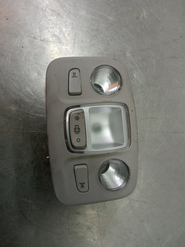 Interior roof light PEUGEOT Rifter Imagem-1