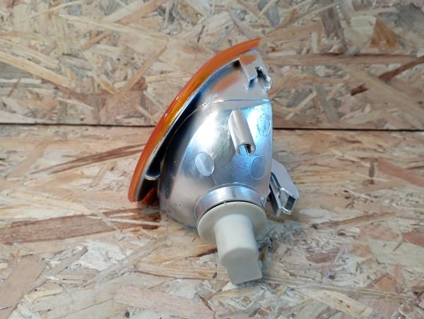 Freccia anteriore sinistra VOLKSWAGEN Polo Classic (6V2) Imagem-1