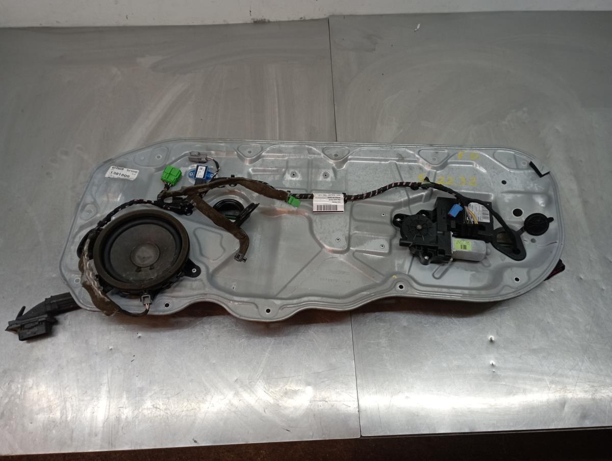 Lève-vitre avant Droite VOLVO C30