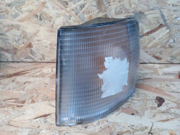 Freccia anteriore sinistra VOLKSWAGEN Passat (3A2, 35I)