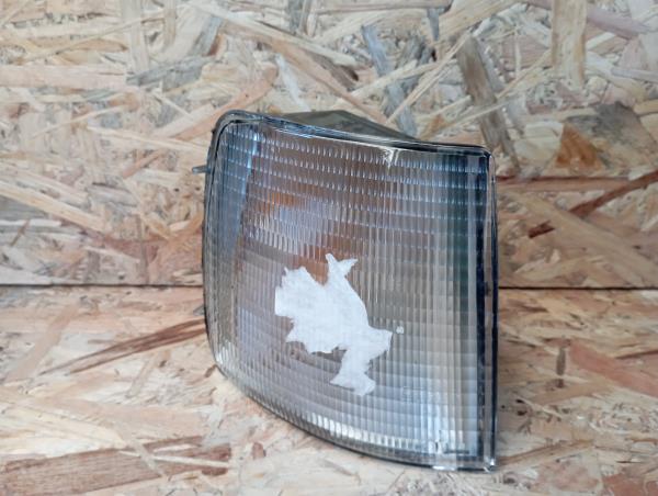 Clignotant avant Droite VOLKSWAGEN Passat Variant Van (315, 3A5)