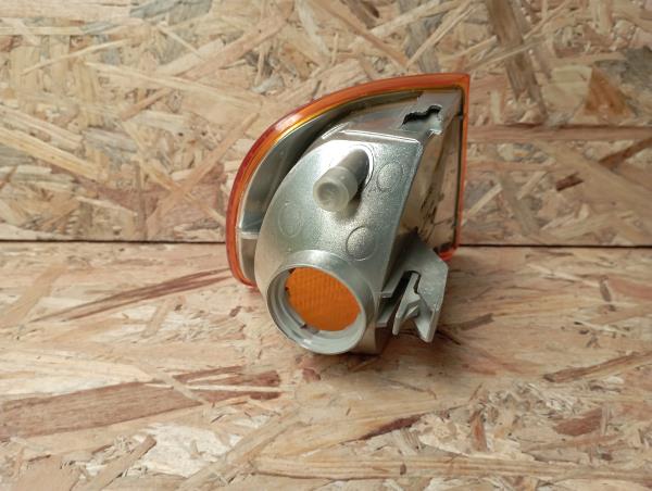 Freccia anteriore sinistra VOLKSWAGEN Polo Classic (6V2) Imagem-1