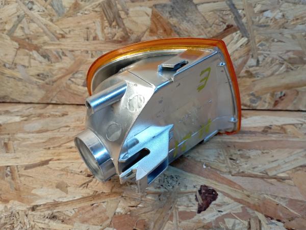 Freccia anteriore sinistra VOLKSWAGEN Polo Classic (6V2) Imagem-1