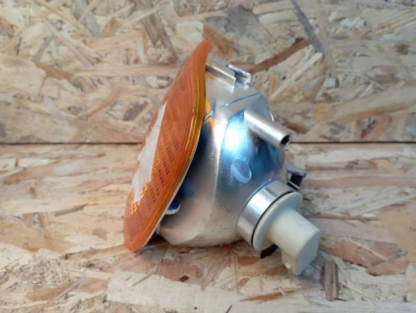 Freccia anteriore sinistra VOLKSWAGEN Polo Classic (6V2) Imagem-1