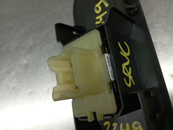 Mando / interruptor elevalunas delantero derecho RENAULT Clio IV (BH_) Imagem-3