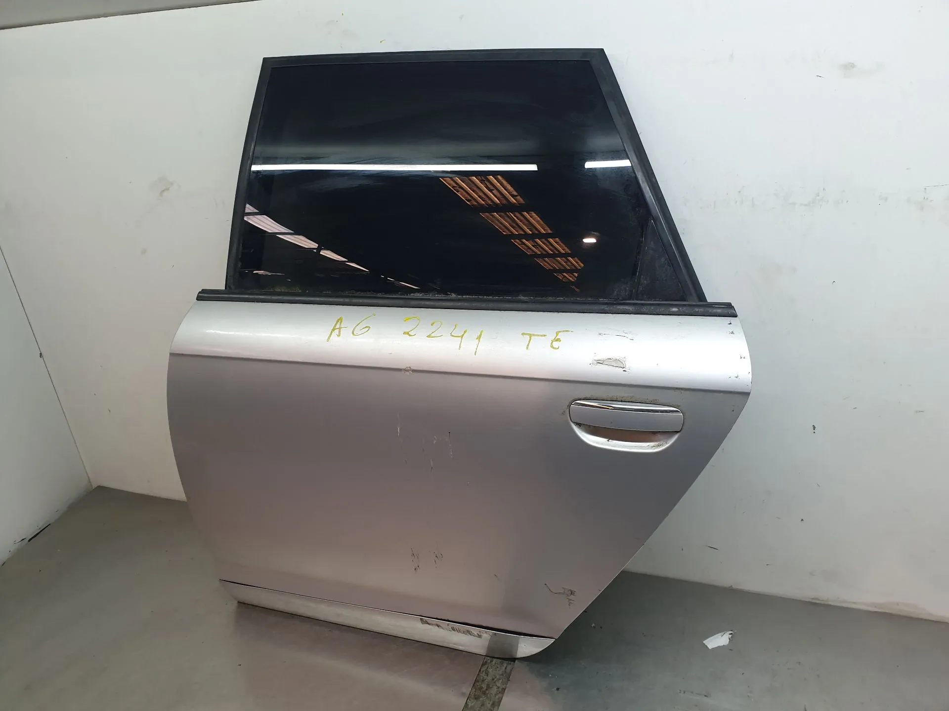 Left rear door AUDI A6 Avant (4F5, C6) Imagem-2