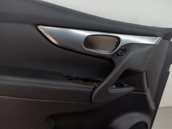 Forra porta / quartela frente esquerda NISSAN Qashqai II (J11) Imagem-1