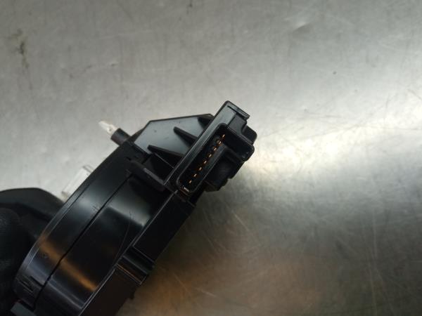 Airbag strap VOLKSWAGEN Golf VI (5K1) Imagem-1