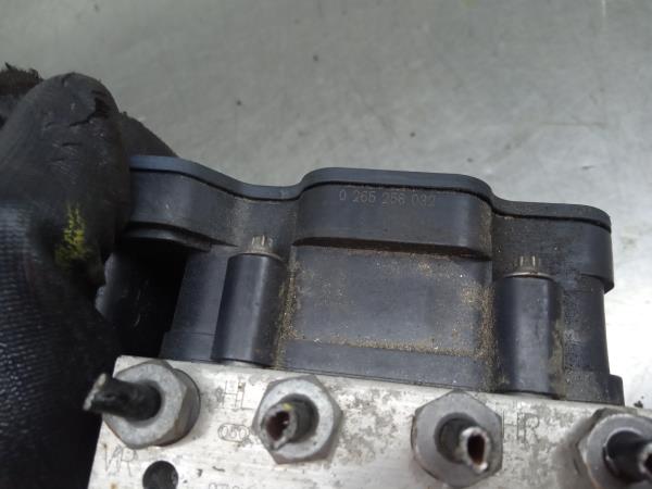 ABS MERCEDES-BENZ Classe A (W177) Imagem-4