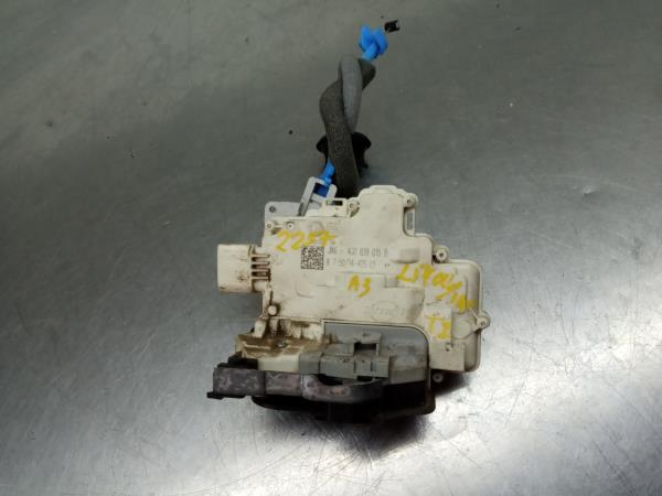 Cerradura / cierre puerta trasera izquierda AUDI A3 Limousine (8VS, 8VM)