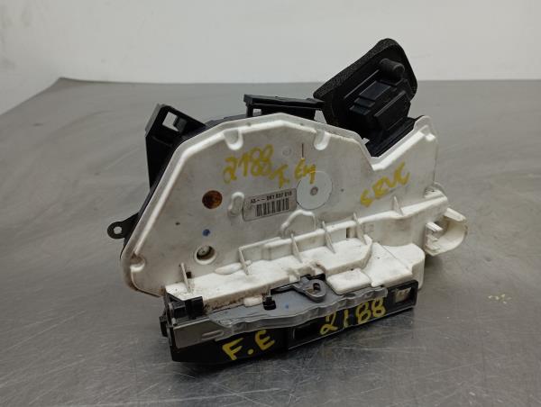 Cerradura / cierre puerta delantero izquierdo VOLKSWAGEN Golf VI (5K1)