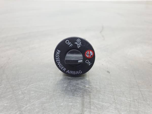 Comando / botão / interruptor multifunções RENAULT Clio V (BF_)