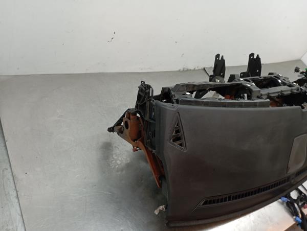 Dashboard DS DS7 Crossback (J_) Imagem-4