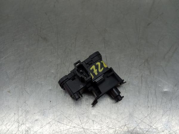 Pistola do depósito de combustível SEAT Leon (5F1)