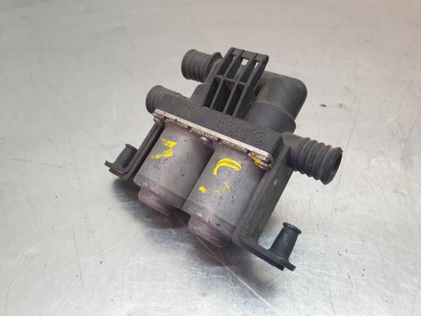 Bomba de água BMW 5 (E39)