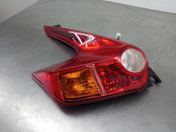 Feu arrière Gauche NISSAN Juke (F15) Imagem-1