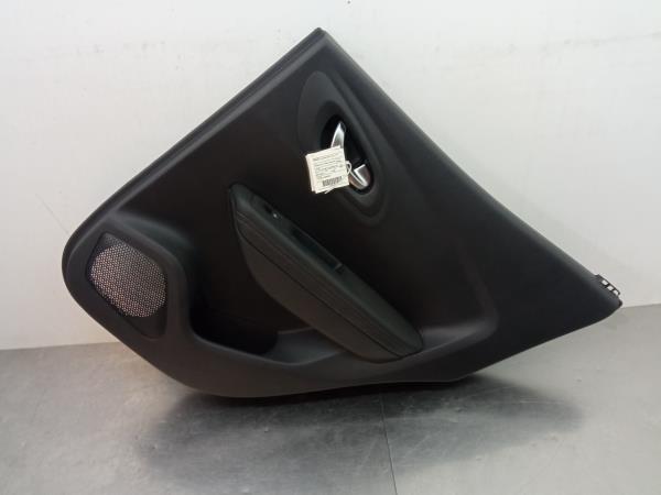 Forra porta / quartela trás direita RENAULT Kadjar (HA_, HL_)