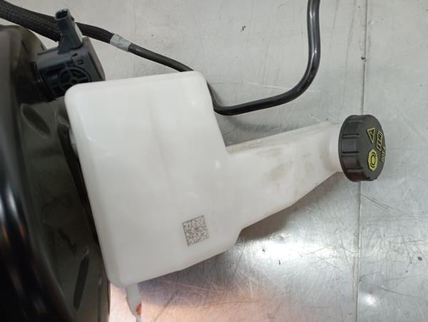 Pompa centrale dei freni PEUGEOT 2008 II (U_) Imagem-1