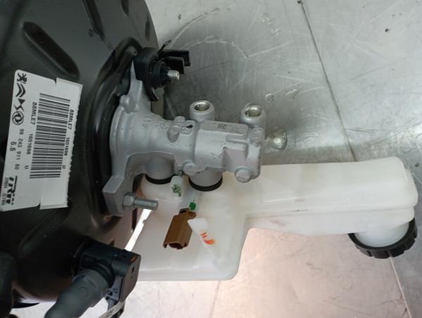 Pompa centrale dei freni PEUGEOT 2008 II (U_) Imagem-2