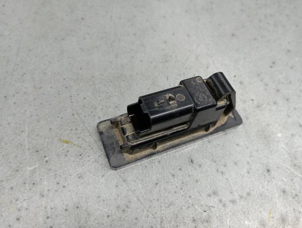 Feu de plaque CITROËN C4 III Imagem-1